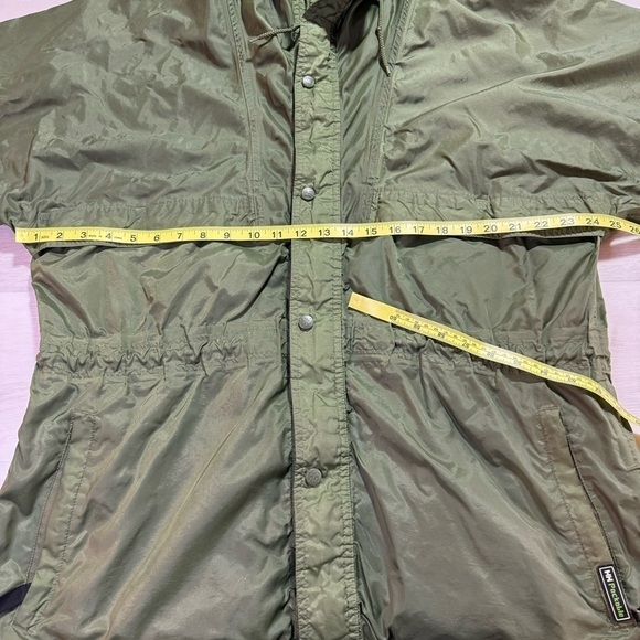 Helly Hansen Green Packable Anorak Style Nylon Windbreaker, Size Large - Picture 14 of 15
